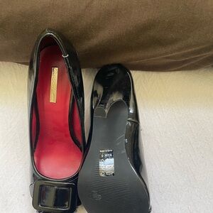 Brand NEW-Never worn Charlotte Russe Black fancy high heels